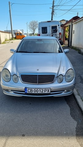 Mercedes-Benz E320 бензин/газ E 320, Бензин, Автоматична - град София | Автомобили / Джипове - снимка 2