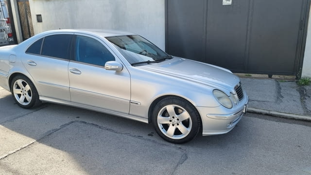 Mercedes-Benz E320 бензин/газ E 320, Бензин, Автоматична - град София | Автомобили / Джипове - снимка 4
