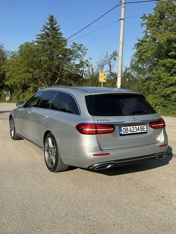 Mercedes-Benz W213 E220 4-Matic 2018г. E 220, Дизел, Автоматична - град Троян | Автомобили / Джипове - снимка 6
