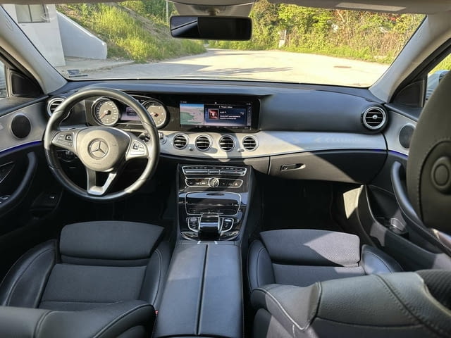 Mercedes-Benz W213 E220 4-Matic 2018г. E 220, Дизел, Автоматична - град Троян | Автомобили / Джипове - снимка 9