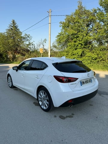 Mazda 3 2.2d Skyactiv Head-Up BOSE Дизел, Ръчна, Хечбек - град Троян | Автомобили / Джипове - снимка 6