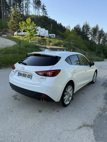Mazda 3 2.2d Skyactiv Head-Up BOSE Дизел, Ръчна, Хечбек - град Троян | Автомобили / Джипове - снимка 8