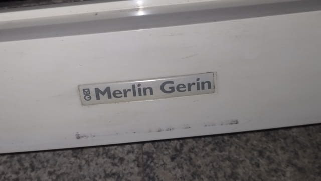 Електрическо табло - пластмасово, Оборудвано Merlin Gerin 55см на 75см - снимка 3