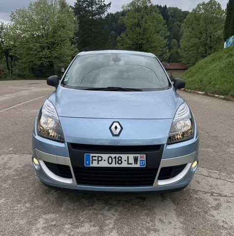 Renault Scenic 1.4tce 16v Бензин, Ръчна, Ван/Миниван - град Троян | Автомобили / Джипове - снимка 2
