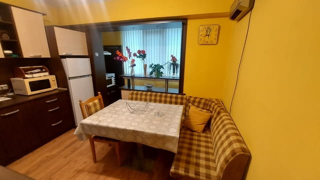 Тристаен апартамент в кв.Македонски, гр.Хасково 3-стаен, 92 м2, Панел - град Хасково | Апартаменти - снимка 9