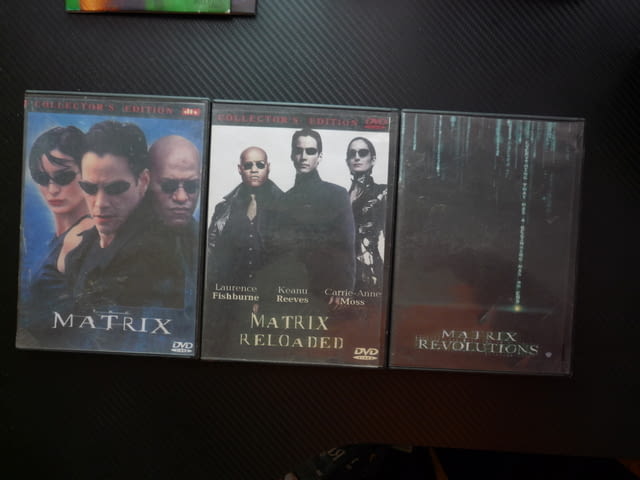 Матрицата 1-3 DVD филм Емблематичен Киану Рийвс екшън агент Смит избраният куршуми страхотен трилър - снимка 1