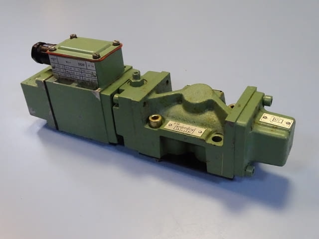 Хидравличен разпределител ORSTA TGL10919 Hydraulic Valve с една бобина WS4 220V - снимка 1