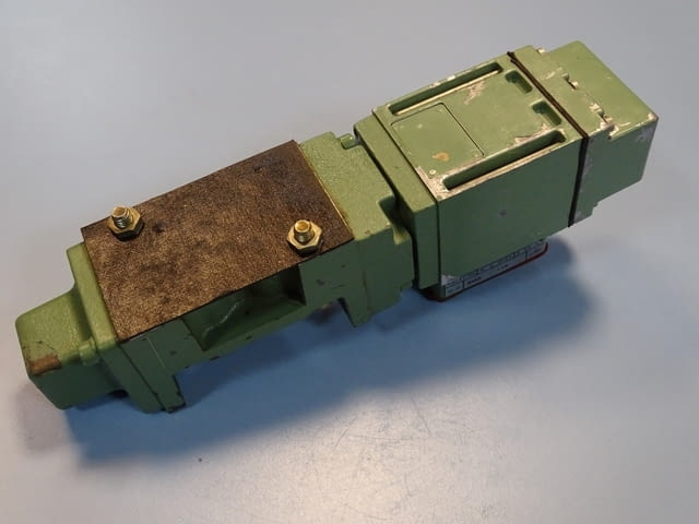 Хидравличен разпределител ORSTA TGL10919 Hydraulic Valve с една бобина WS4 220V - снимка 9