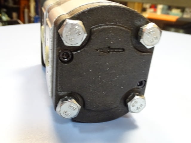 Сдвоена хидравлична зъбна помпа HYDROPACK 20C11X067/20C4.5X066 Hydraulic Pump 250Bar - снимка 3