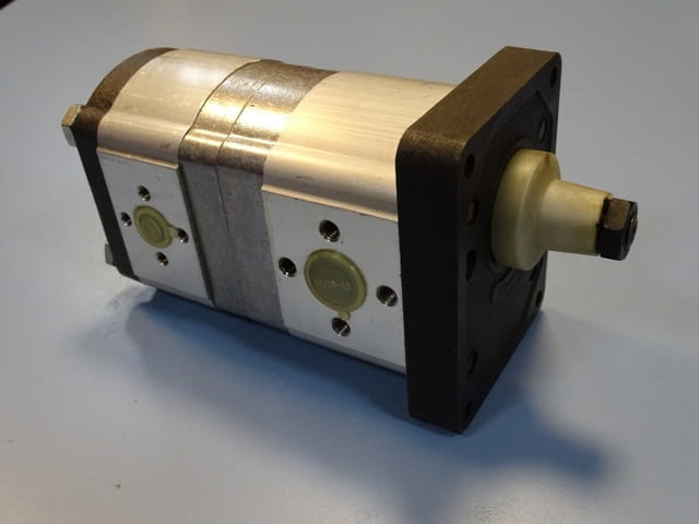 Сдвоена хидравлична зъбна помпа HYDROPACK 20C11X067/20C4.5X066 Hydraulic Pump 250Bar - снимка 5