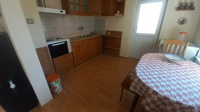 Даваме под наем етаж от къща в кв. Каменица 1 2-стаен, 70 м2, Тухла - град Пловдив | Апартаменти - снимка 3
