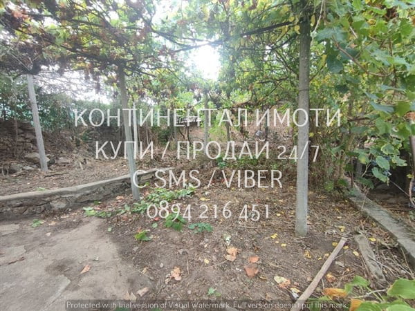 Код 63189. Едноетажна стара къща 40м2 с двор 600м2. Намира се на високо с уникална гледка и е на тих - снимка 5