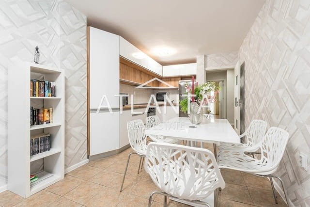 Тристаен - ОкрБ - 285 000 Е 3-стаен, 93 м2, Тухла - град Варна | Апартаменти - снимка 10