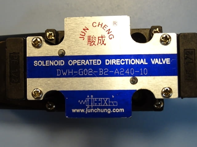 Хидравличен разпределител JUN CHENG DWH-GO2-B2-A240-10 directional valve 220V - снимка 3