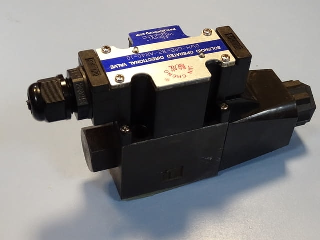 Хидравличен разпределител JUN CHENG DWH-GO2-B2-A240-10 directional valve 220V - снимка 4