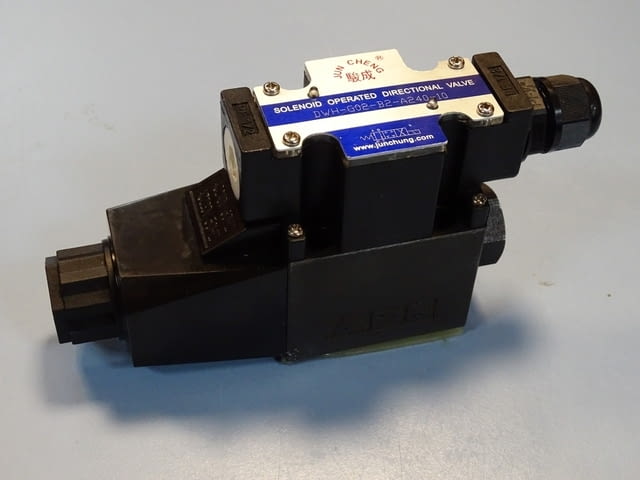 Хидравличен разпределител JUN CHENG DWH-GO2-B2-A240-10 directional valve 220V - снимка 7