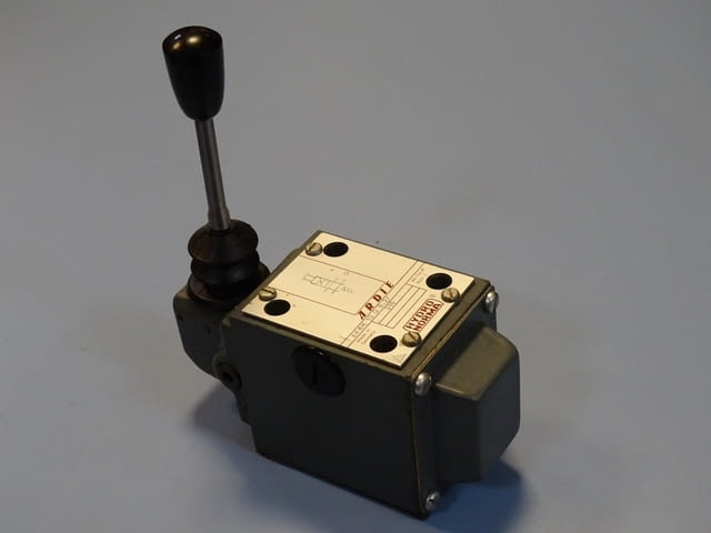 Хидравличен разпределител HYDRONORMA 4WMM10D8.2/315 directional valve - снимка 1