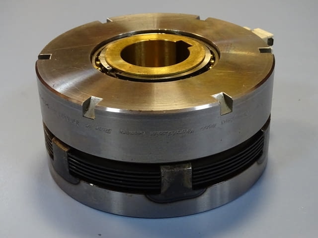 Електромагнитен съединител Ortlinghaus typ 0-010-057-31-003-003 electromagnetic clutch 24VDC - снимка 1