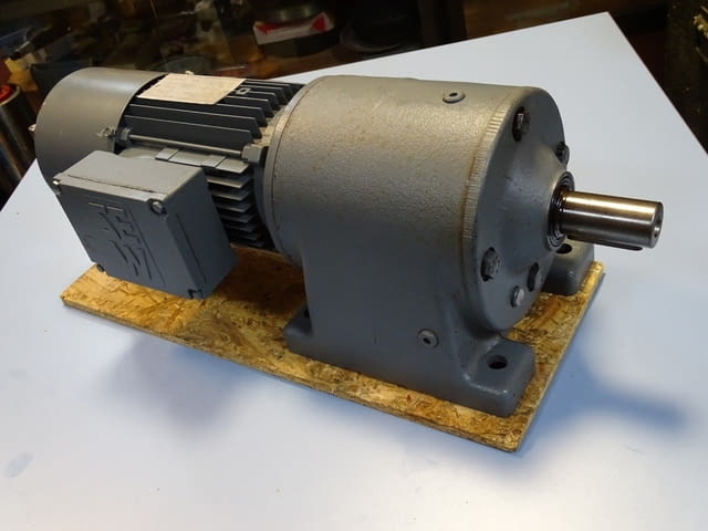 Мотор редуктор SEW-EURODRIVE R60DT80K4BM Gear Motor 0.55kW, град Пловдив | Промишлено Оборудване - снимка 6