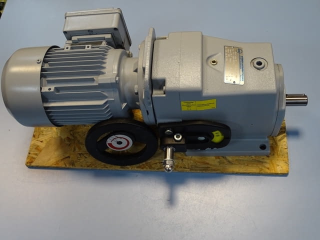 Вариаторен мотор редуктор STOBER typ R17-1088 Variable Gear Motor 0.37kW - снимка 11