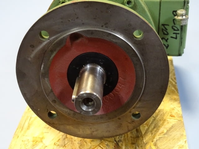 Мотор редуктор Flender Himmel ZF90-M1C/4 Industrial Gear Motor 0.55kW - снимка 5