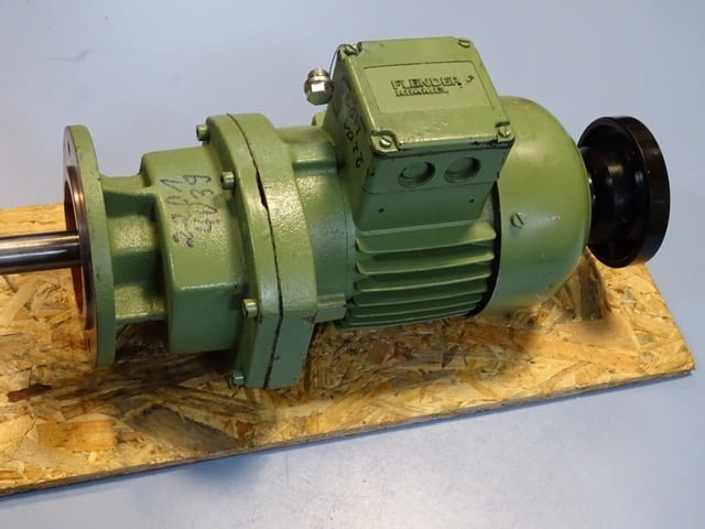 Мотор редуктор Flender Himmel ZF90-M1C/4 Industrial Gear Motor 0.55kW - снимка 10