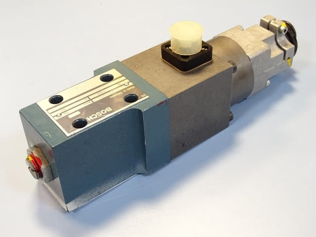 Хидравличен редуцир вентил BOSCH 0811402003 Hydraulic pressure valve 315Bar - снимка 10