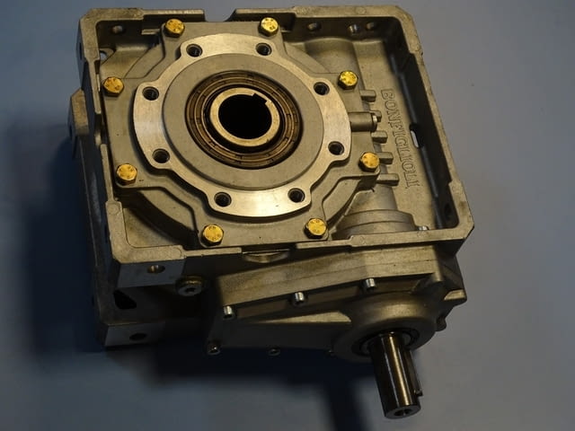 Червячен редуктор Bonfiglioli W86U23HSB3 gear reducer i=23 size-86 - снимка 9