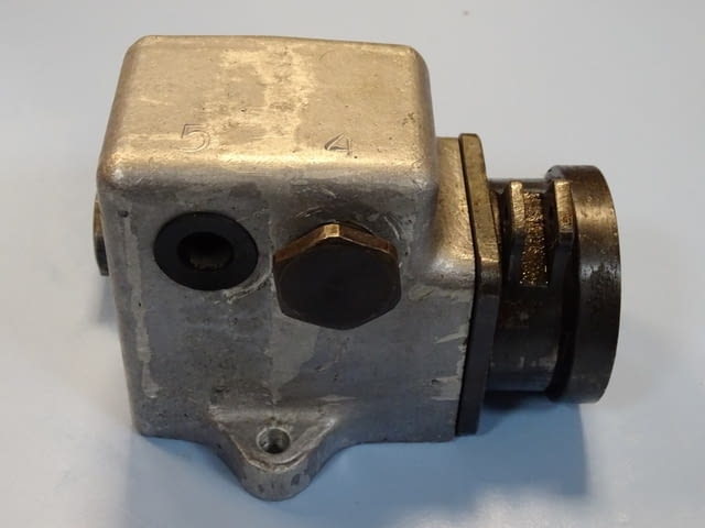 Хидравличен разпределител ЗММ РП1 Hydraulic valve, град Пловдив | Промишлено Оборудване - снимка 3