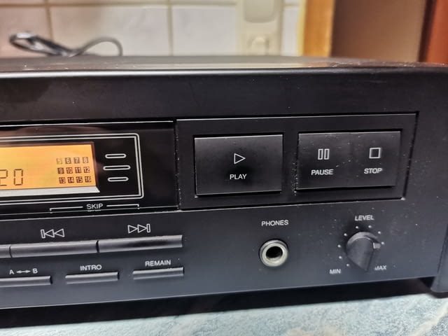 Yанион CD420 CD Player Друг, Друг - село Куклен | Аудиосистеми - снимка 4
