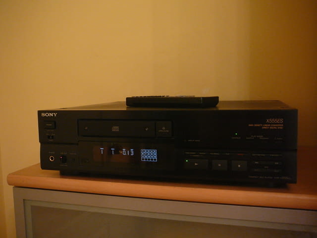 Sony cdp-x555es - град Пазарджик | Ресийвъри / Усилватели - снимка 2