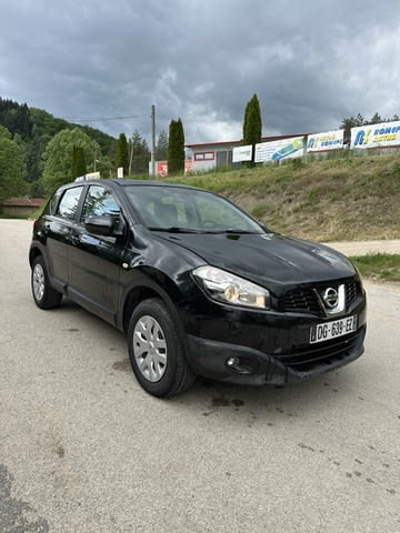 Nissan Qashqai 1.5dci 110к.с. Дизел, Ръчна, Джип - град Троян | Автомобили / Джипове - снимка 1