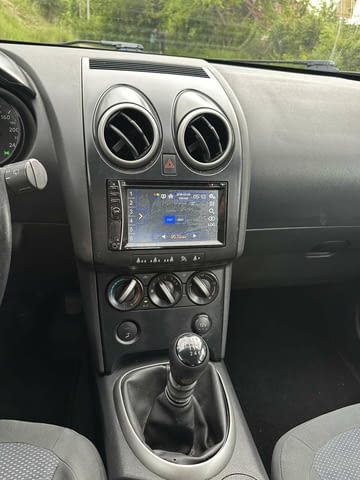 Nissan Qashqai 1.5dci 110к.с. Дизел, Ръчна, Джип - град Троян | Автомобили / Джипове - снимка 9