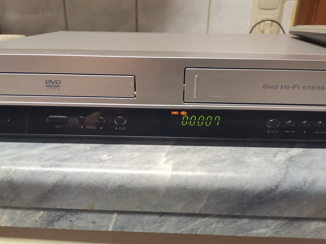 LG V-280 DVD Player Videorecorder Четене на DVD, Няма, Срещу заплащане - село Куклен | Плейъри / Домашно Кино - снимка 3