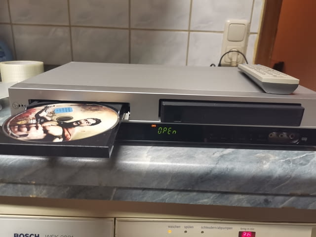 LG V-280 DVD Player Videorecorder Четене на DVD, Няма, Срещу заплащане - село Куклен | Плейъри / Домашно Кино - снимка 5