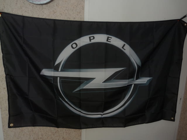Opel Знаме кола банер емблема автомобили реклама черно фенове лого гараж сервиз магазин авточасти де - снимка 1