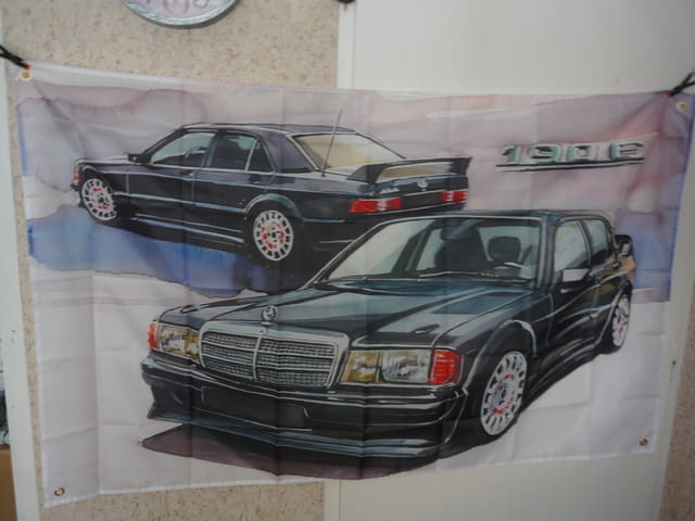 Mercedes Benz 190 E Знаме кола здравата кола дизеловия мотор бензинов двигател немска машина класика - снимка 1