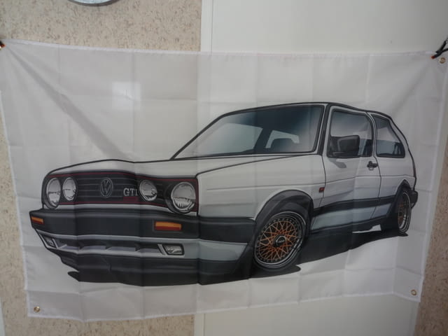 Volkswagen Golf GTI Знаме кола здравата дизеловия мотор 2 пернишки кара без да спира без ръжда отлич - снимка 1