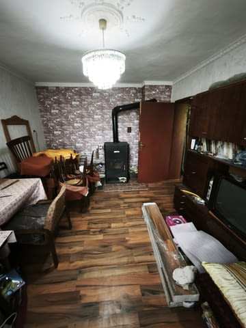 Продавам етаж от къща в общ. Перник с. Кладница, село Кладница | Къщи / Вили - снимка 3