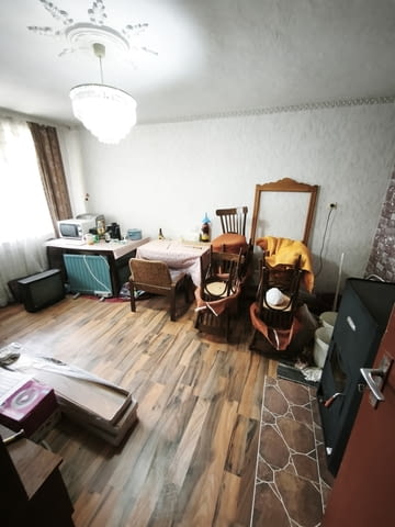 Продавам етаж от къща в общ. Перник с. Кладница, село Кладница | Къщи / Вили - снимка 4