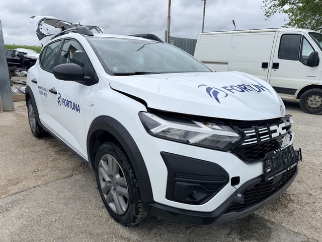 Dacia Sandero 3 Stepway 1.0 TCe LPG двигател H4DF480, 91 кс., 6 ск., 75000 km., 2024 г., euro 6D, Да - снимка 3