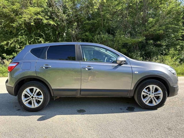 Nissan Qashqai 1.5dci 110к.с. Дизел, Ръчна, Джип - град Троян | Автомобили / Джипове - снимка 5