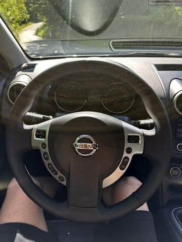 Nissan Qashqai 1.5dci 110к.с. Дизел, Ръчна, Джип - град Троян | Автомобили / Джипове - снимка 12