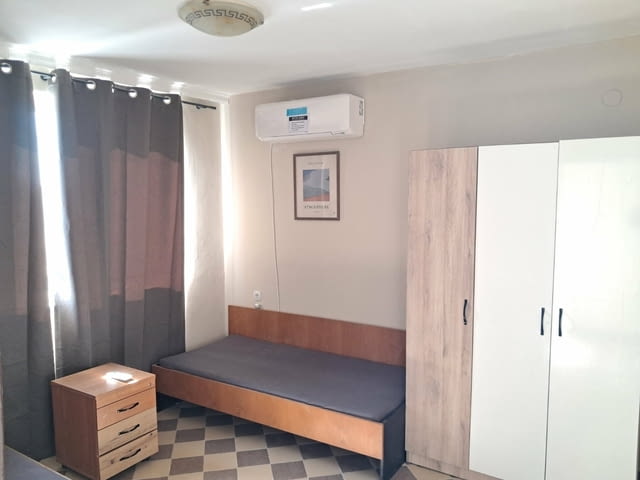 Къща под наем в село Радиново 2-етажна, Тухла, 120 м2 - село Радиново | Къщи / Вили - снимка 4