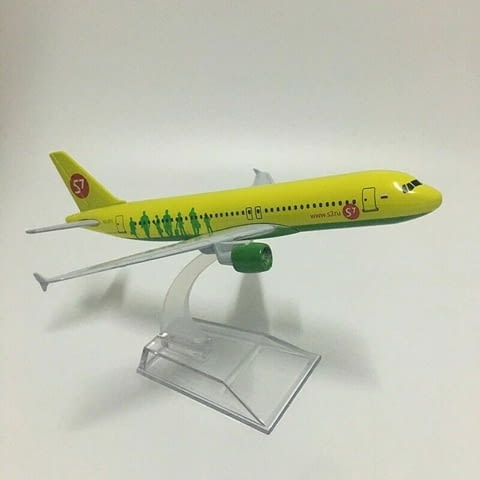 Еърбъс 320 самолет модел макет S7 Сибир метален A320 Русия руска компания полети пътници 1 класа баг - снимка 4