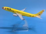 Бойнг 737 самолет модел макет NOK метален B737 ниско тарифни low cost евтини билети изгодно пътуване