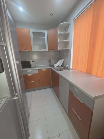 Дава се под наем тристаен апартмент в Кършияка 3-стаен, 100 м2, Тухла - град Пловдив | Апартаменти - снимка 3
