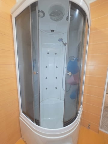 Дава се под наем тристаен апартмент в Кършияка 3-стаен, 100 м2, Тухла - град Пловдив | Апартаменти - снимка 11