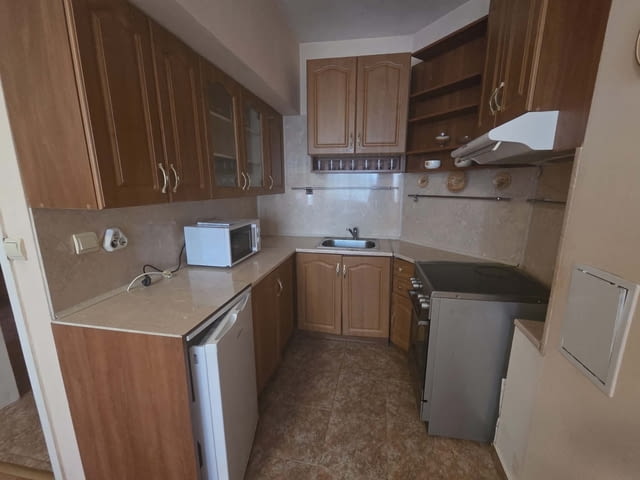 Дава се под наем двустаен апартамент в Център 2-стаен, 65 м2, Тухла - град Пловдив | Апартаменти - снимка 4