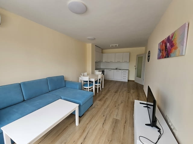 Представяме Двустаен апартамент в престижния комплекс Varna South Bay Beach Residence - гр. Варна Ко - снимка 2